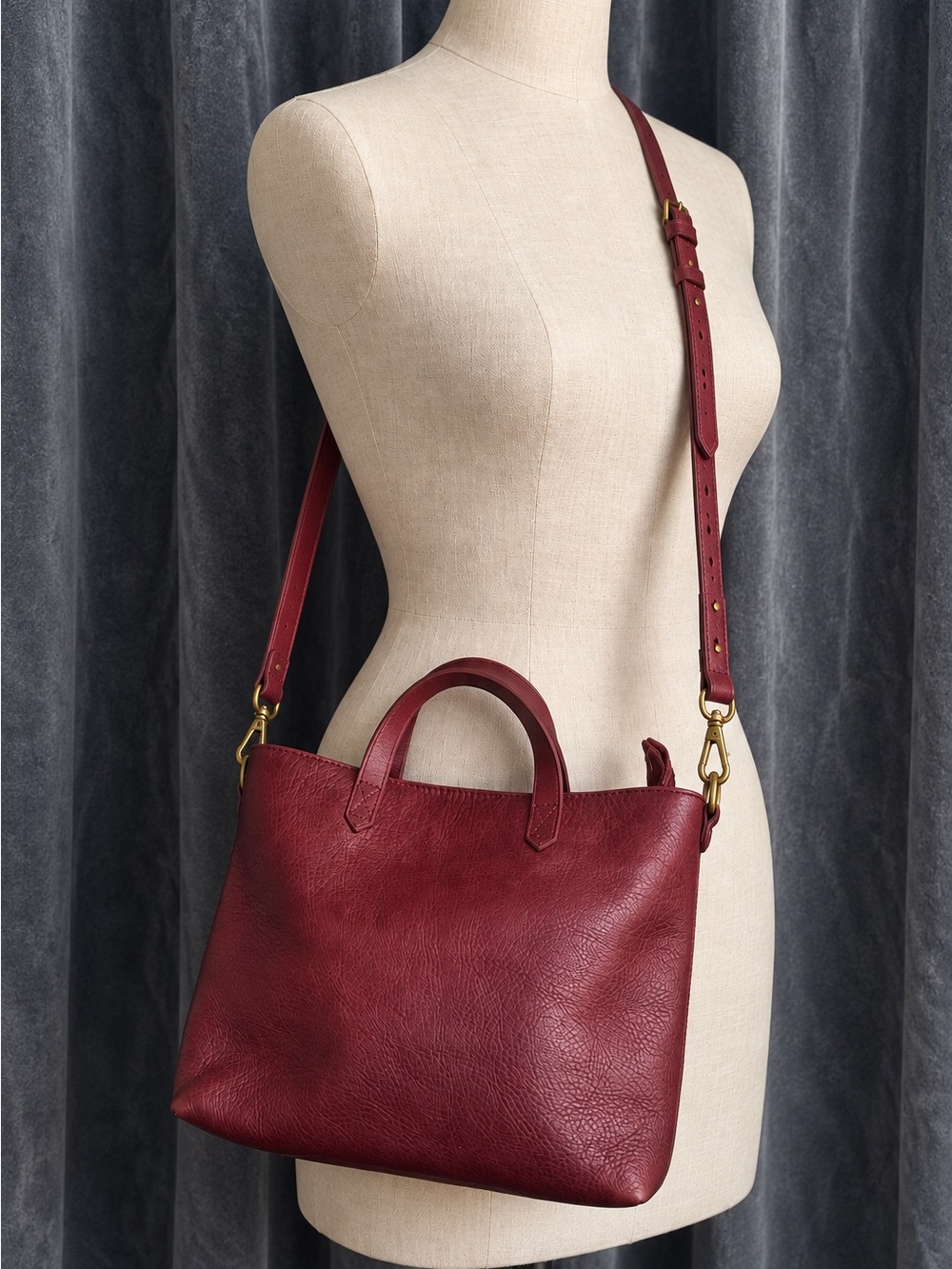 MadeWell The Transport Small Crossbody Bag Genuine Leather Tote Purse Zip-Top